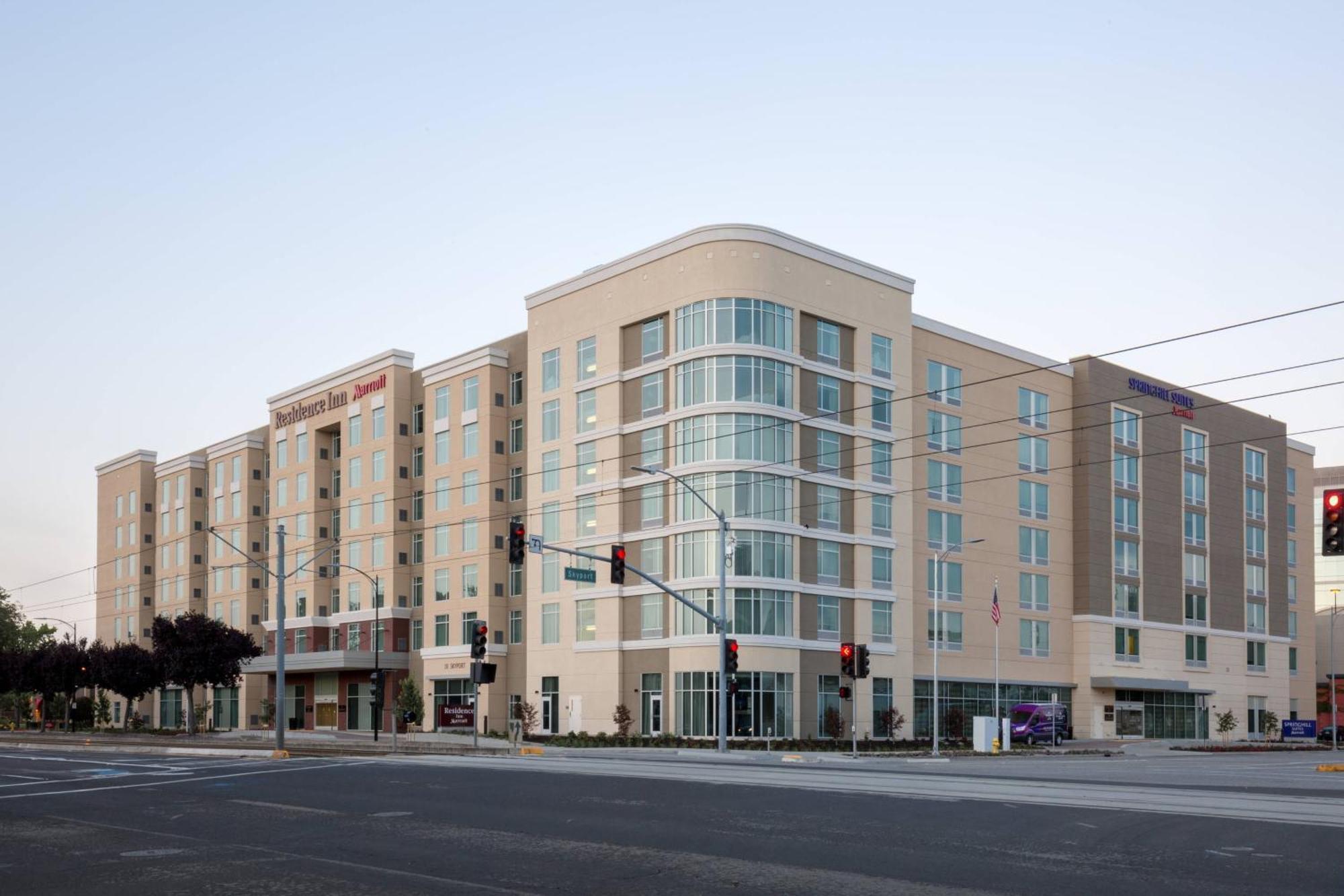 Springhill Suites By Marriott San Jose Airport Exterior photo